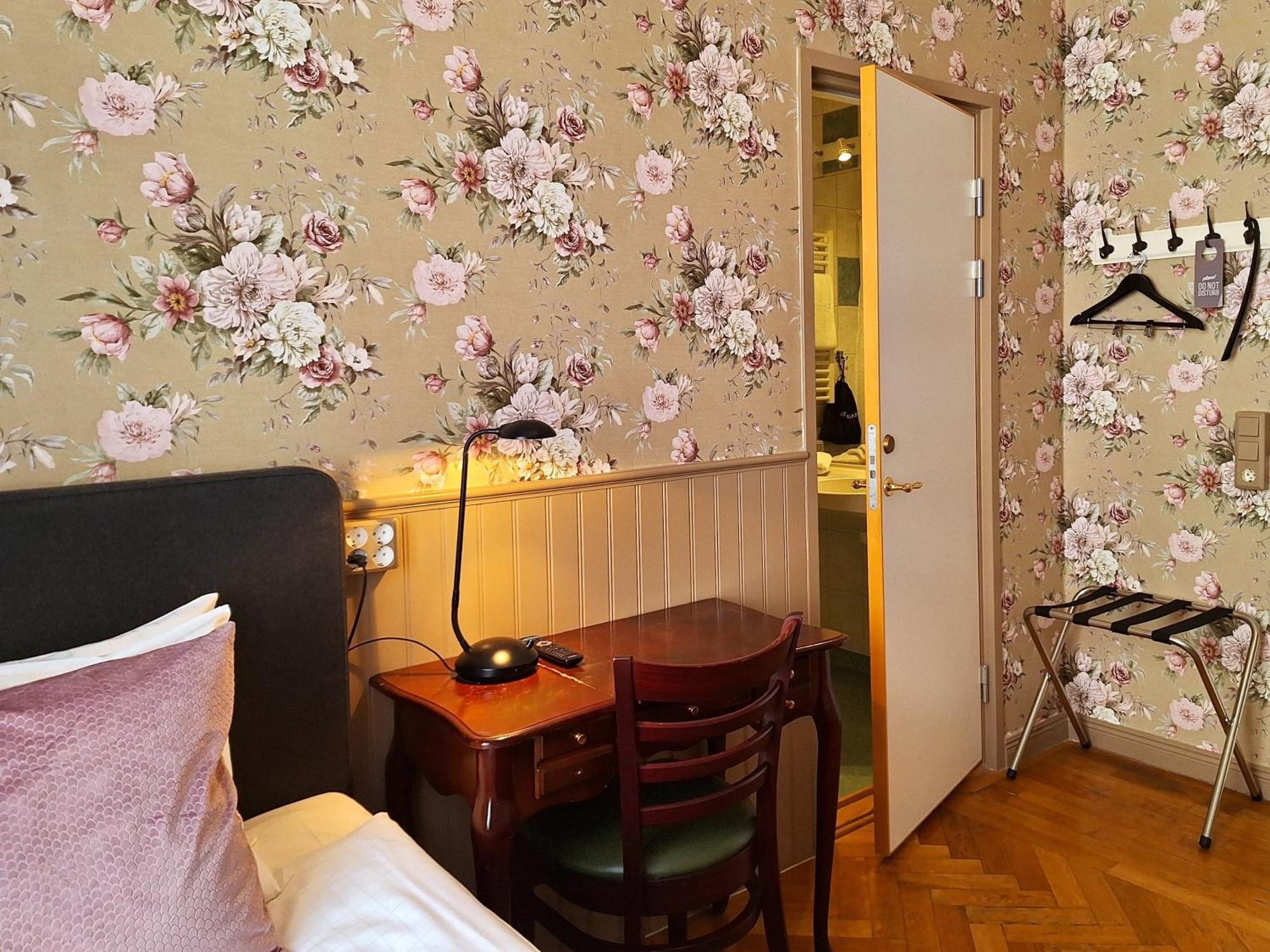 Linnea Hotel 3*